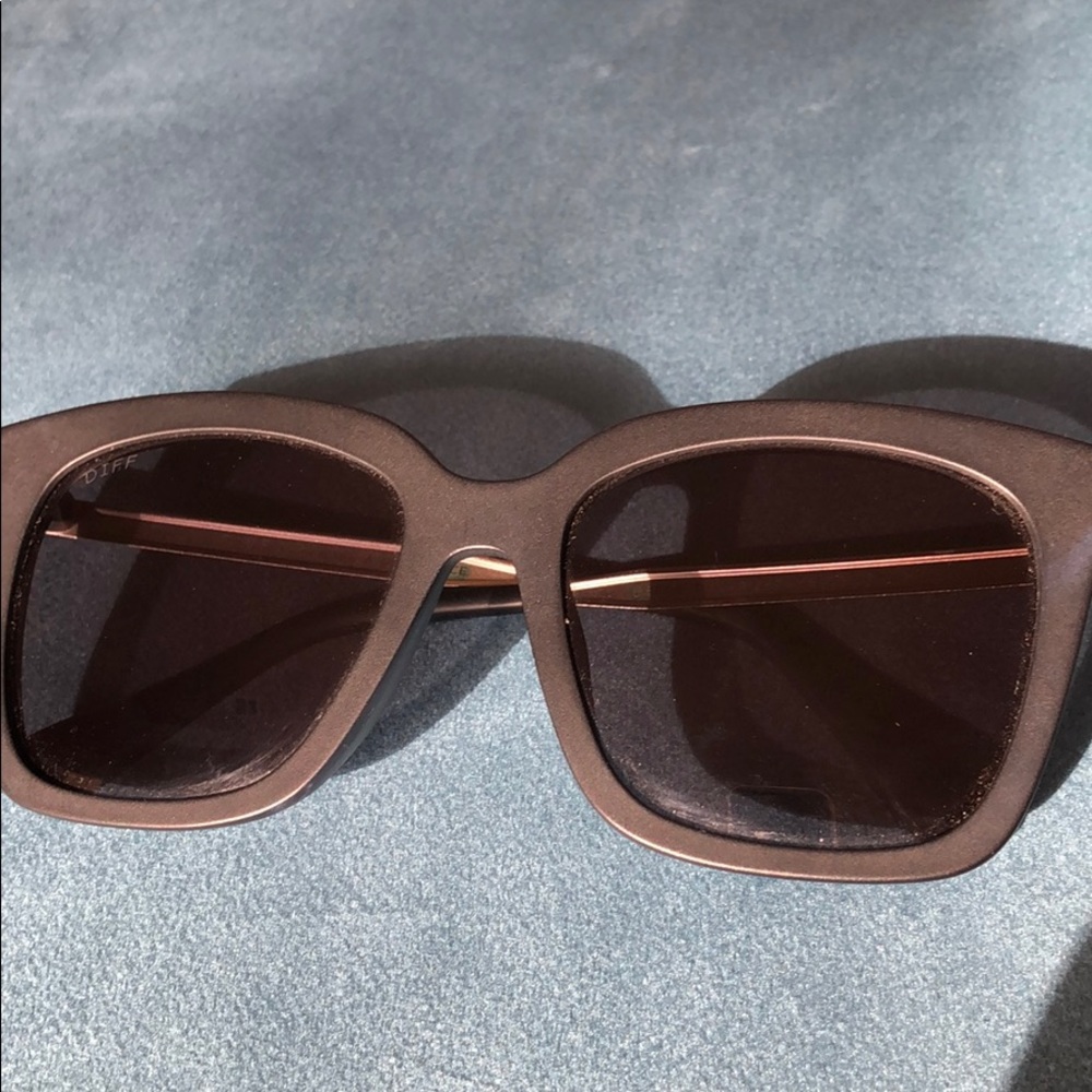 Diff Sunglasses - image 4